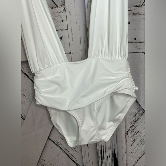 NWT Banana Republic Twisted Knot Swimsuit in White XS - Picture 4 of 9